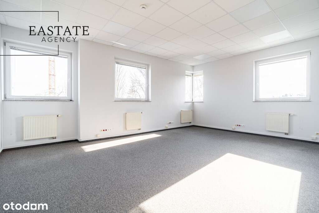 Gabinet 32m2 , Winda, Blisko SKM, Parking