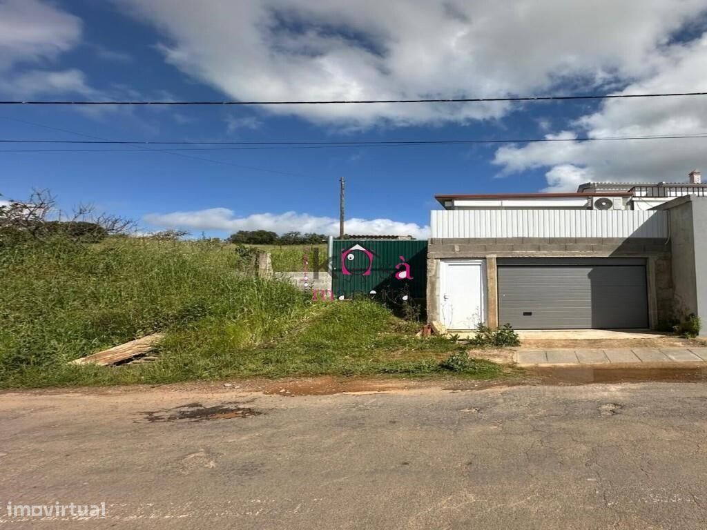 Terreno Rústico com 15250m2, em Garvão