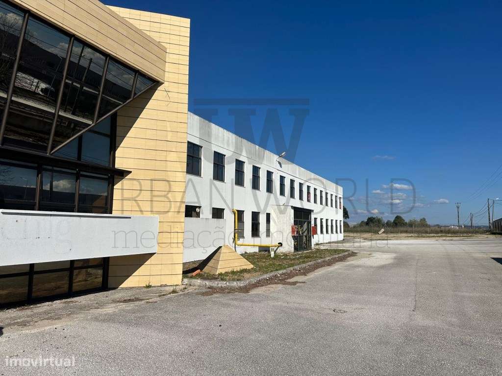 Armazém Industrial, Z. Industrial Torres Novas - Santarém, 12.056 m2-31
