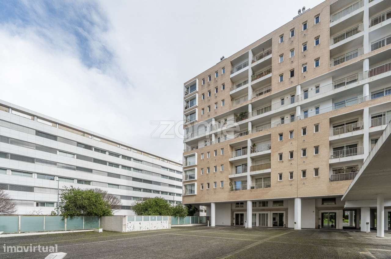 Apartamento T2 no Pinheiro Manso – Condomínio Privado - Grande imagem: 2/30