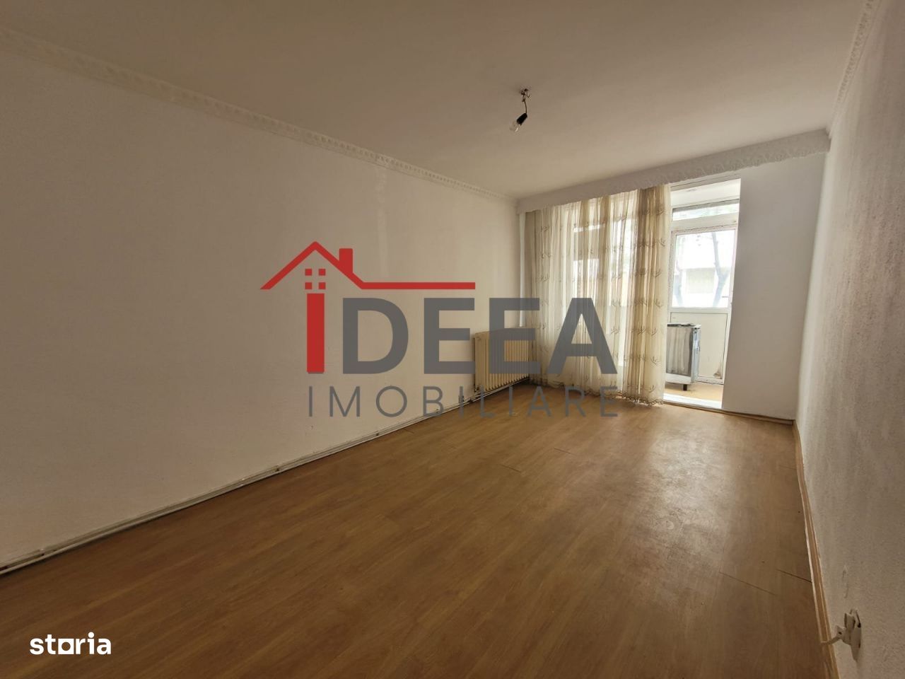 Apartament cu 3 camere, decomandat, situat la parter in Precista