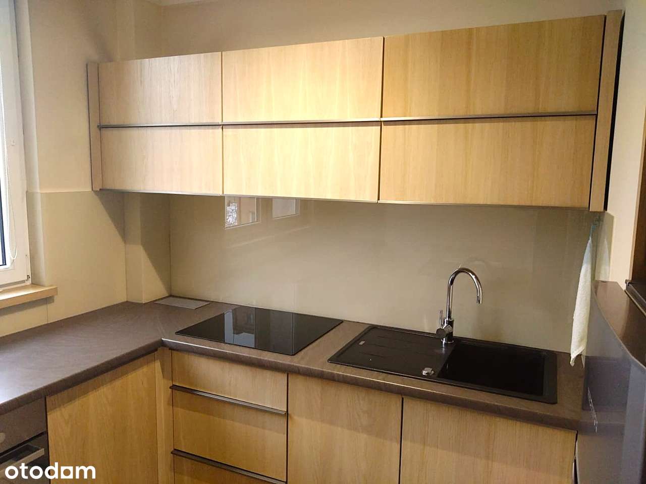 Jasne, 3-pokojowe mieszkanie w ścisłym centrum, piękny widok na góry - Pełny obrazek: 3/20