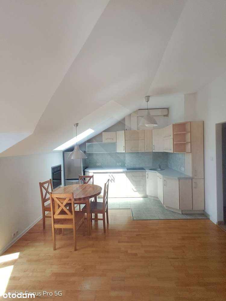 3 pokoje ul. Pużaka niski blok bdb standard-5