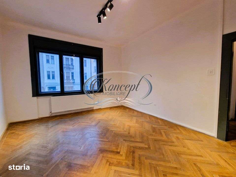 Apartament central cu farmec istoric pe Bulevardul Eroilor - Imagine principală: 3/14