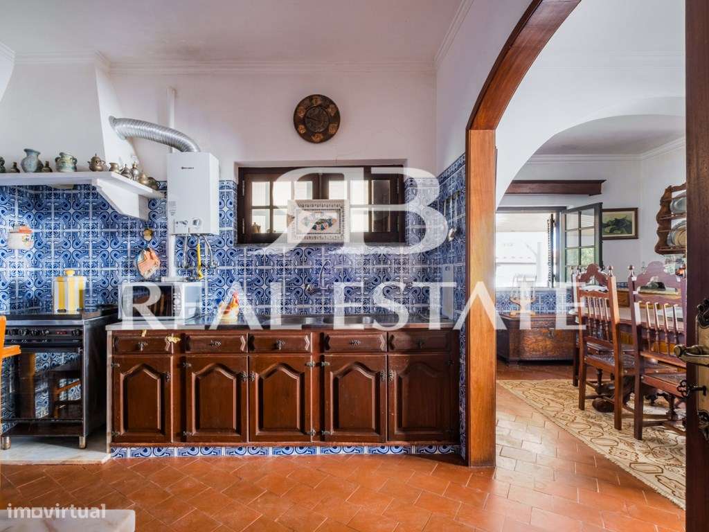 CASA T5 + JARDIM +VISTA + ADEGA + GARAGEM |ANEXO - V.N.AZEITÃO-7