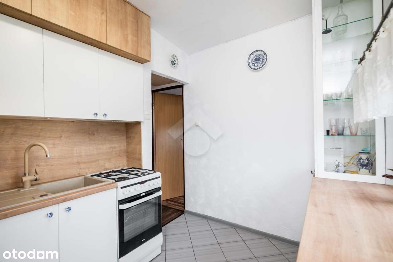 3 pokojowe mieszkanie z oddzielną kuchnią-1