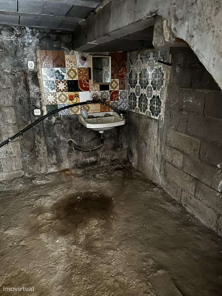 Imóvel de banco : escritura ao abrigo do simplex-17