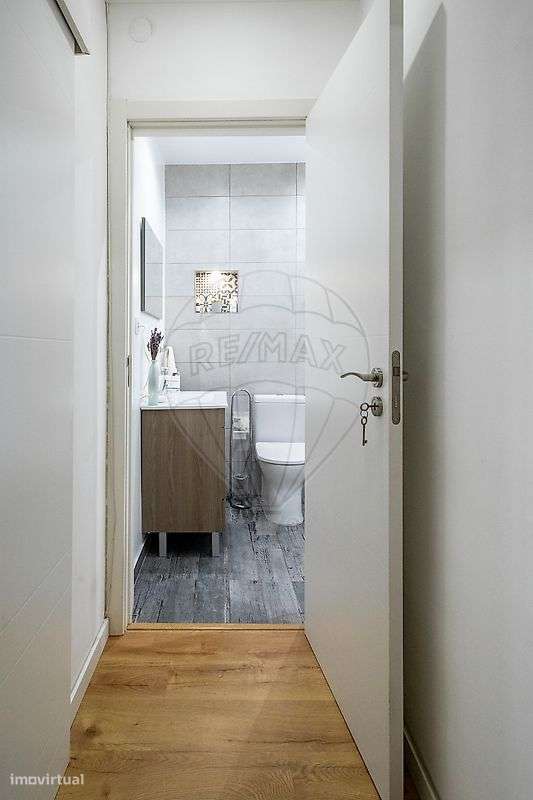 Apartamento T2- Totalmente remodelado-11