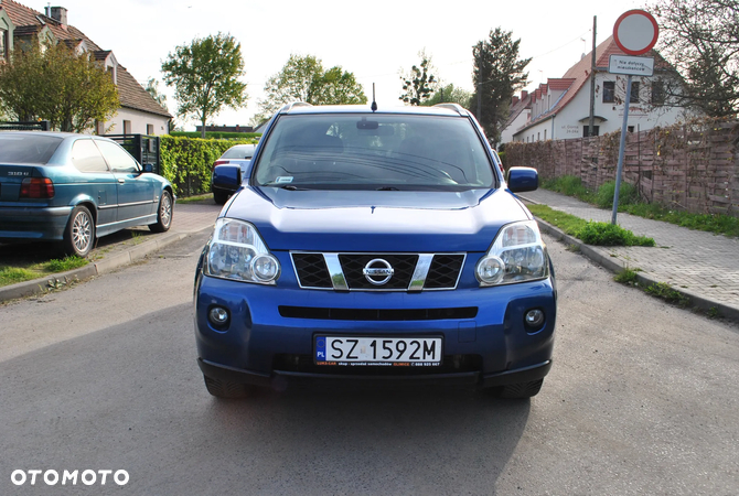 Nissan X-Trail 2.0 dCi 4x4 DPF Automatik I-Way - 8