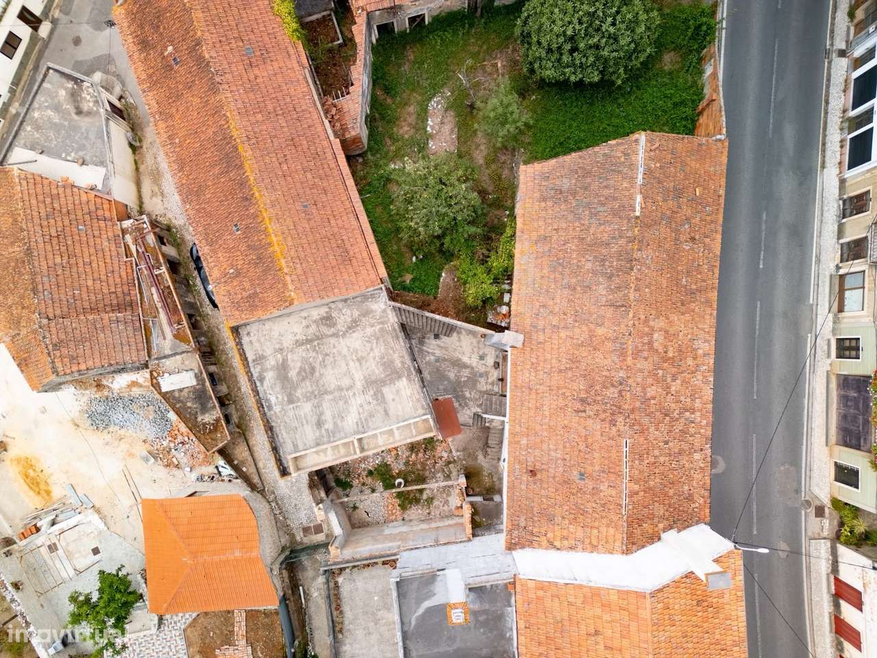 Duas moradias por 115.000 € em Mira de Aire-38