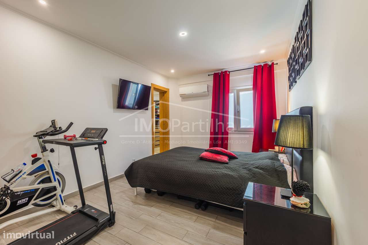 Apartamento T3 à venda na Rua Torcato Jorge-16