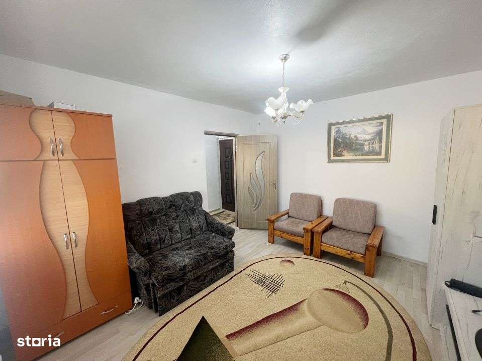 Garsoniera decomandata, Centru - Imagine principală: 1/8