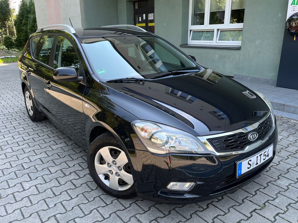 Kia Ceed I (2006-2012) 1.4 CVVT ISG Vision 2011
