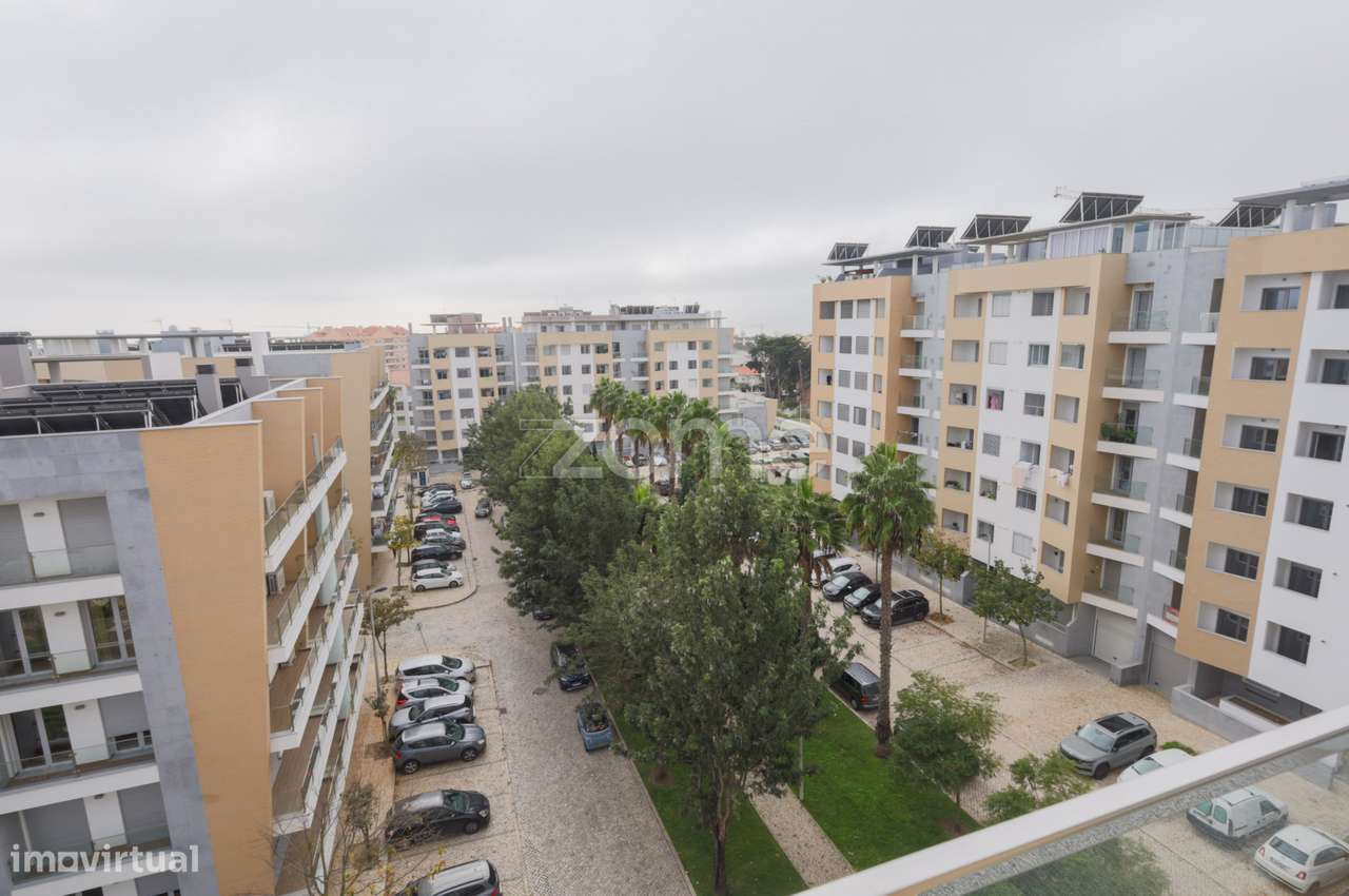 Apartamento T3 com garagem-28