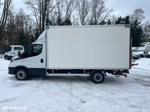 Iveco 35s18 fabrycznie nowy, chłodnia z windą - 6