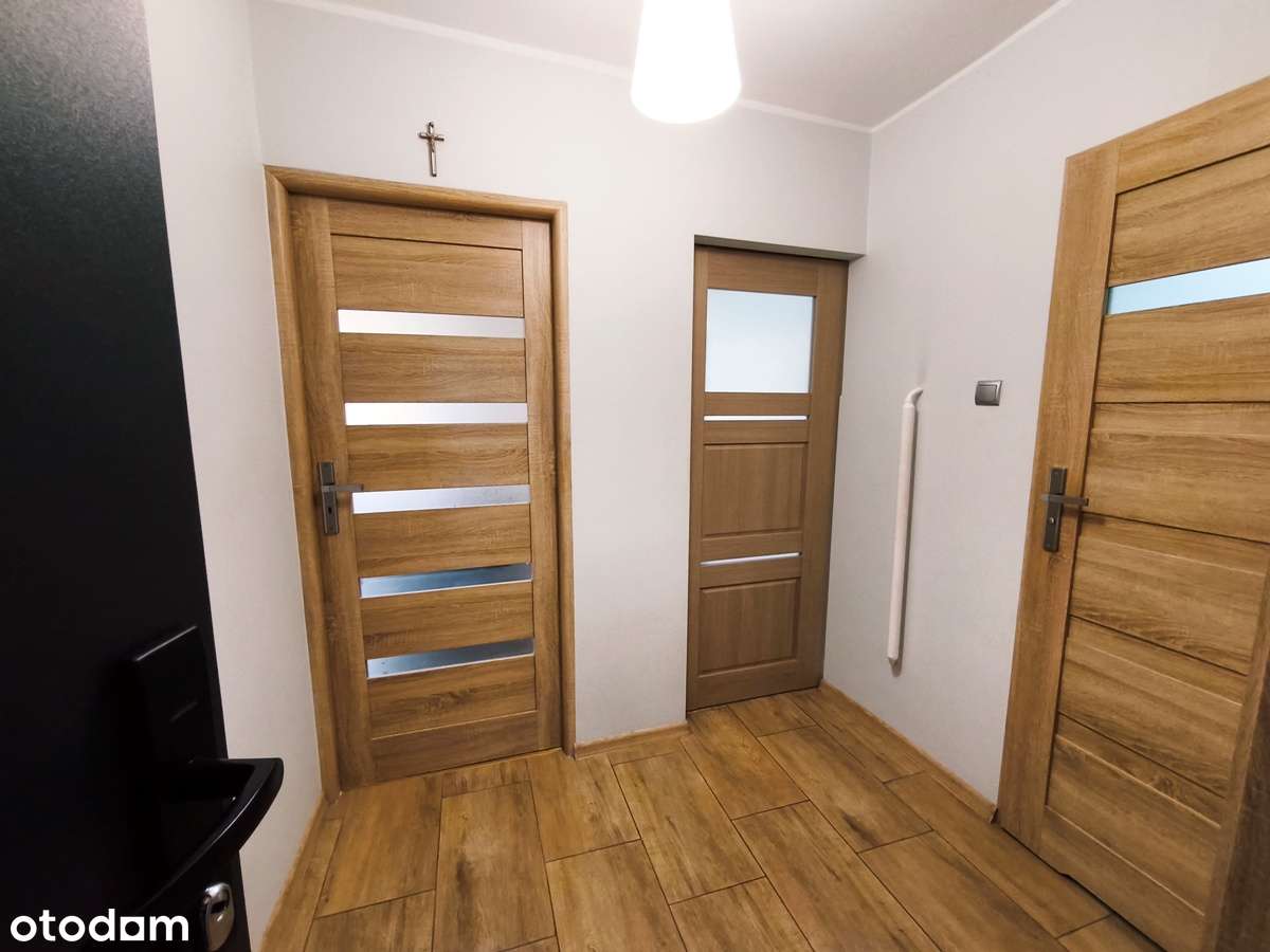 Przestronna kawalerka, II piętro, po remoncie, w niskim bloku z cegły-7