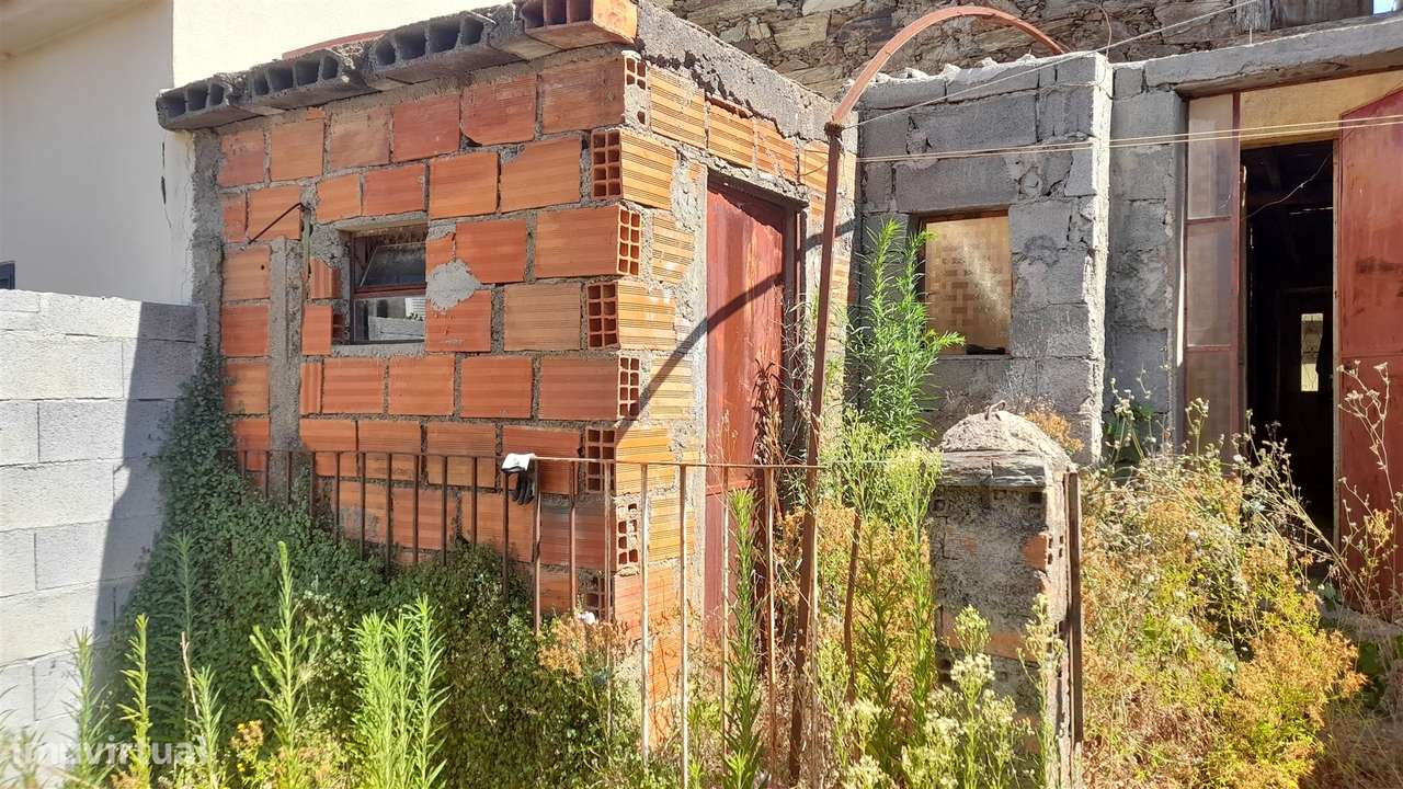 Moradia em Banda T4 DUPLEX Venda em Benquerenças,Castelo Branco-13
