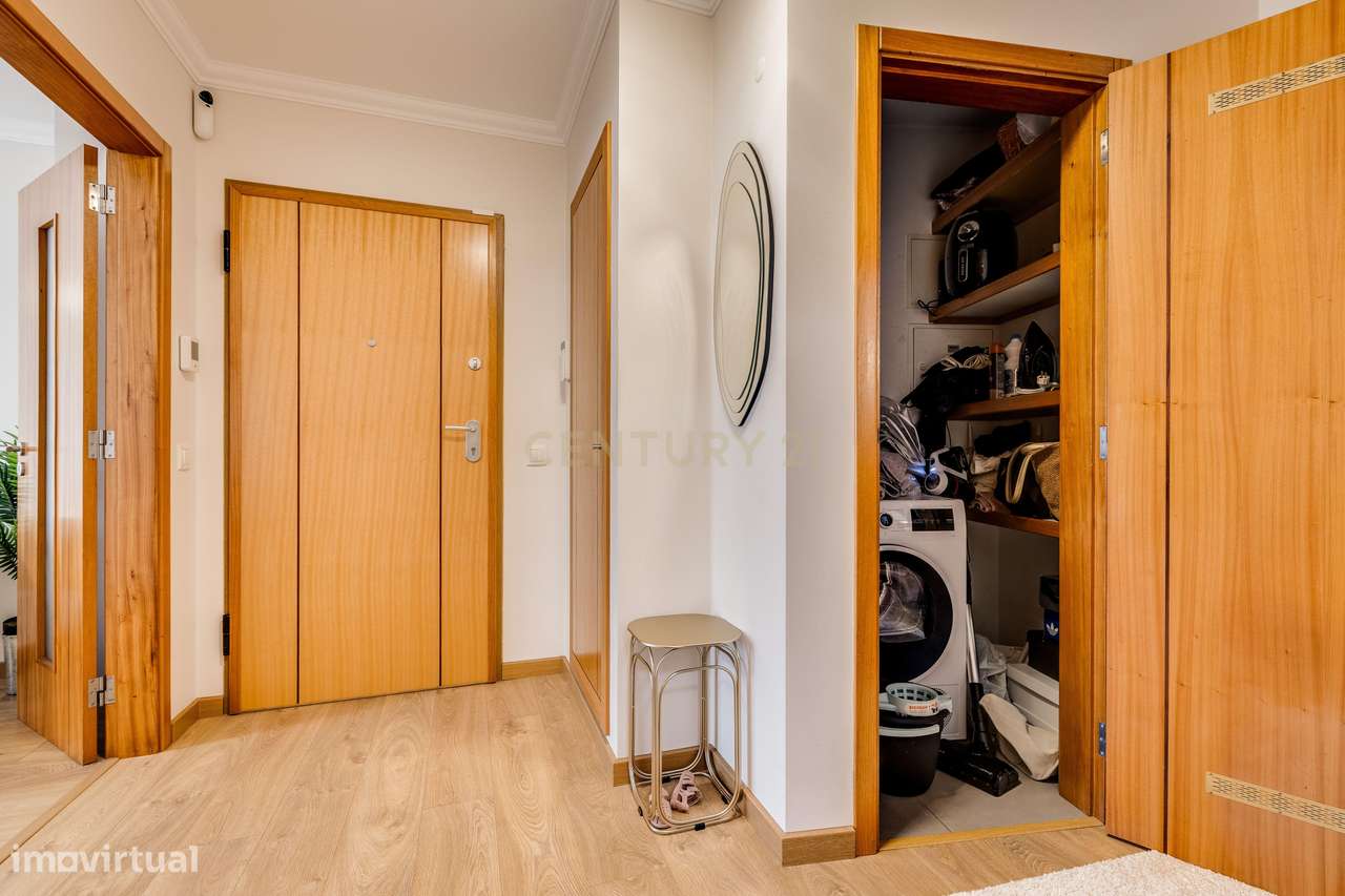 APARTAMENTO T1 COM CAVE  | MONTENEGRO 77,72m2-5