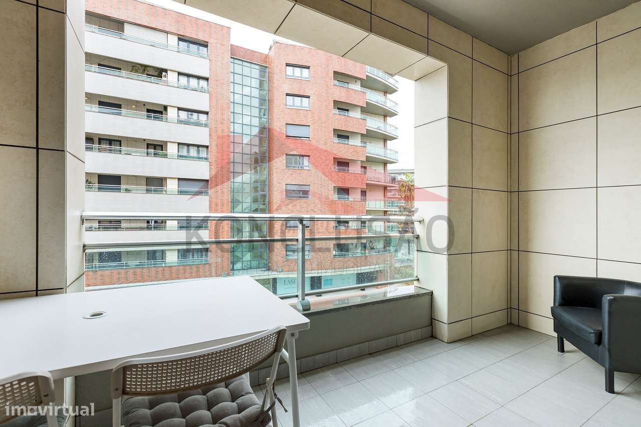 T2 em Excelente Estado | Garagem para 2 Viaturas | Arrecadação | Ur...-5