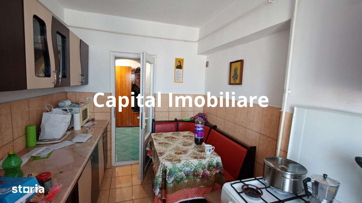 De vanzare apartament spatios cu 4 camere decomandate, zona gării - Imagine principală: 4/18