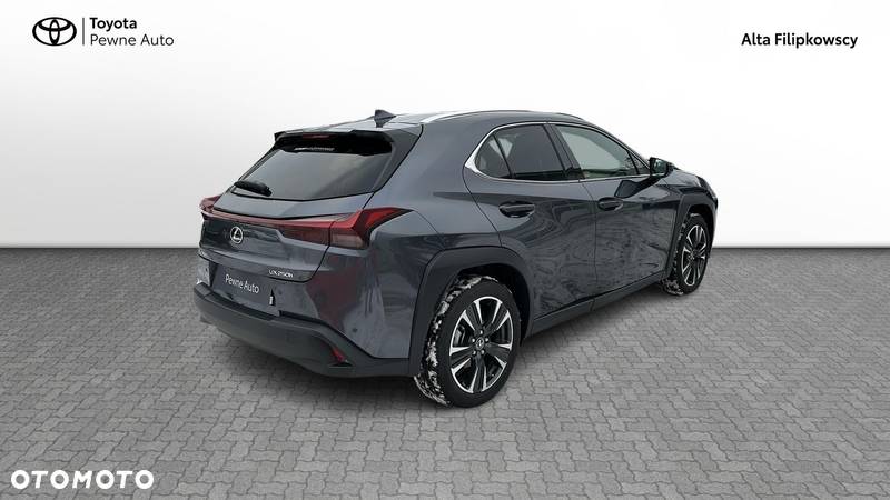 Lexus UX - 2