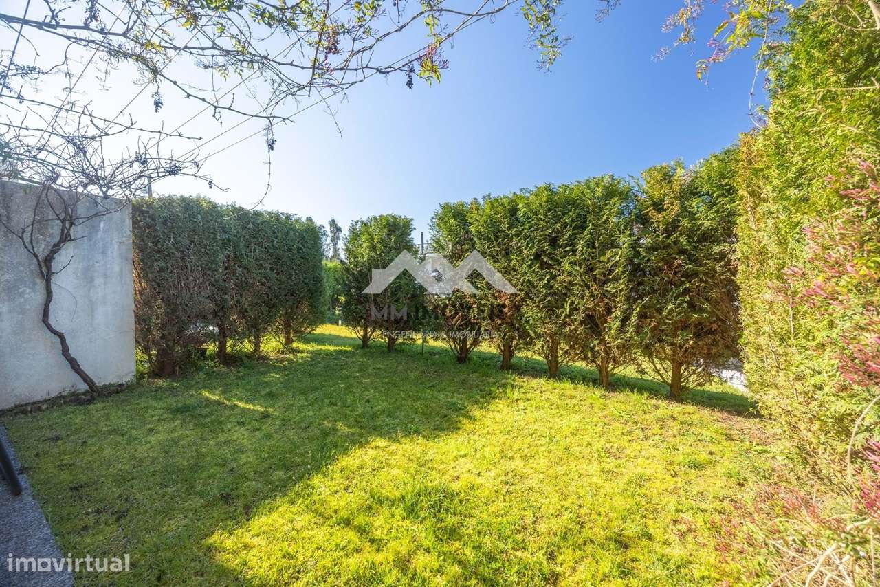 Moradia T3 | Maia | Jardim | Condomínio Fechado | Garagem BOX - Grande imagem: 4/33