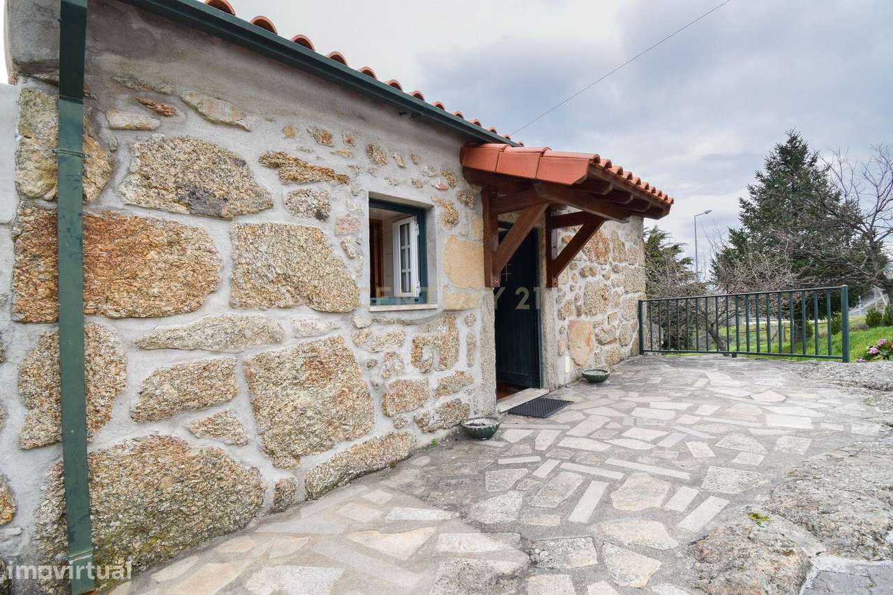 Quinta com construção em Pedra 5 Hectares e Licença de Alojamento Loca - Grande imagem: 3/46