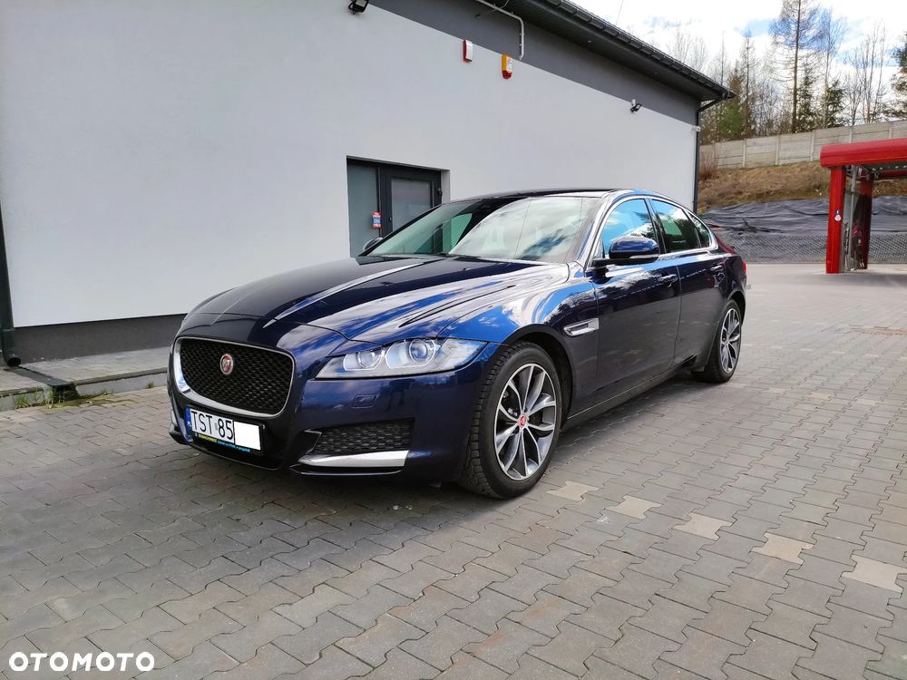 Jaguar XF