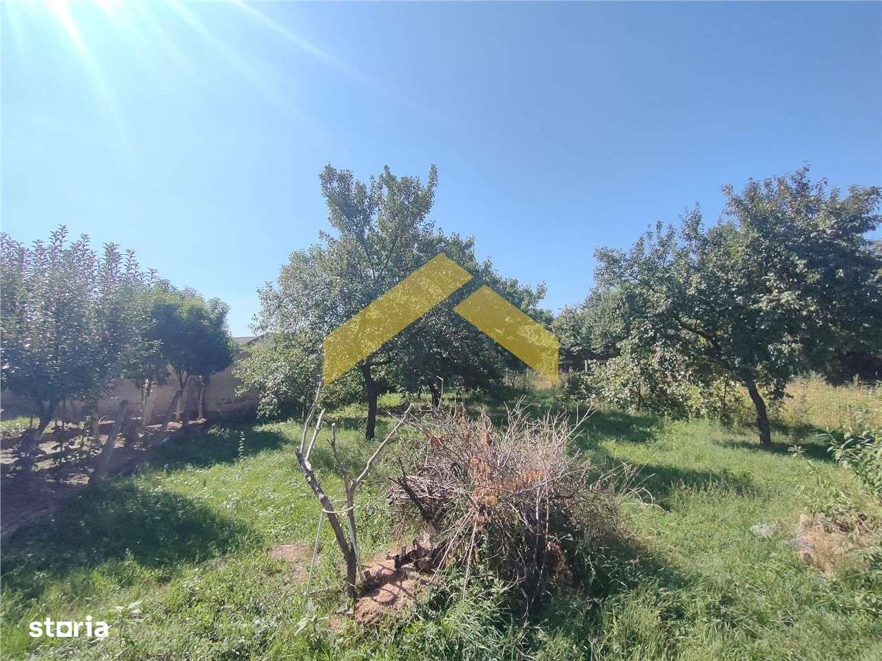 Casa de vanzare in zona Parneava-6