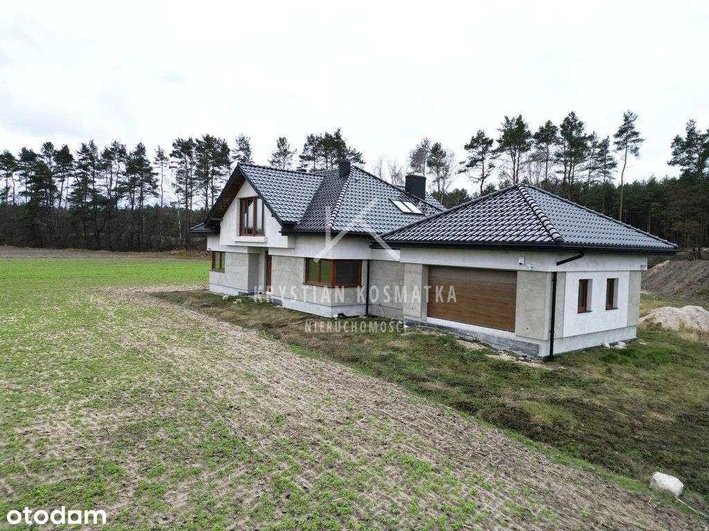 Nowoczesny dom pod lasem wraz z projektem wnętrza. - Pełny obrazek: 4/17