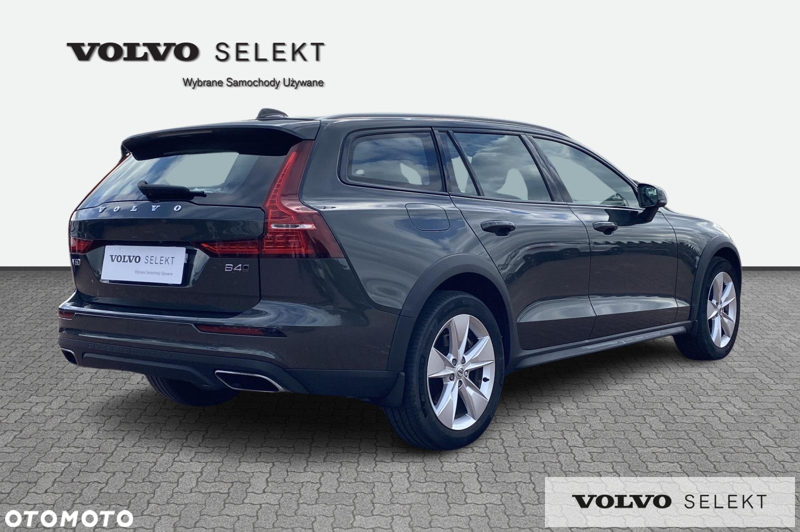 Volvo V60 Cross Country - 6