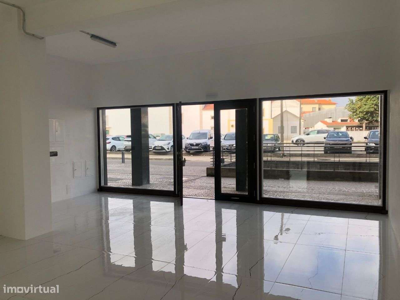 Espaço Comercial "Loja" centro da cidade de Aveiro - Grande imagem: 2/6