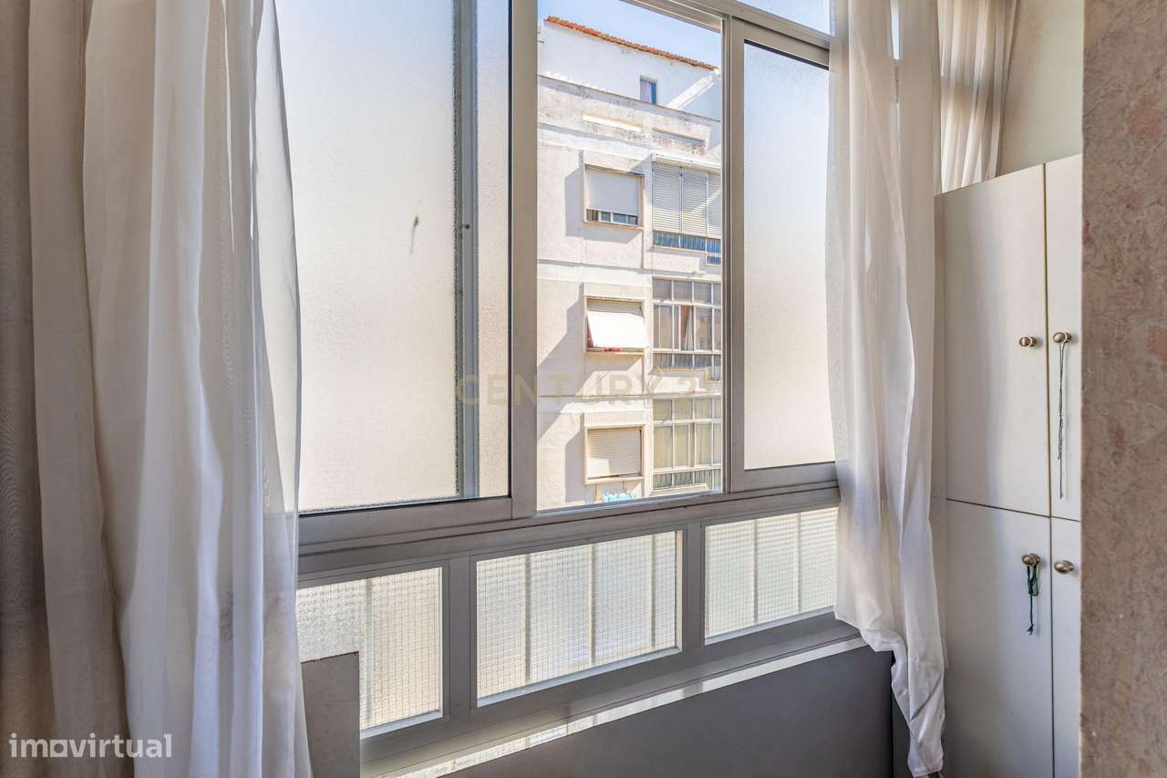Apartamento T2 em Sacavém-17