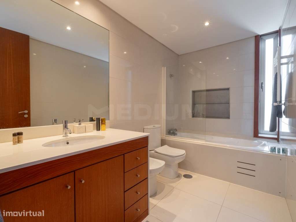 Moradia T4 piscina junto ao Parque dos Maninhos-22