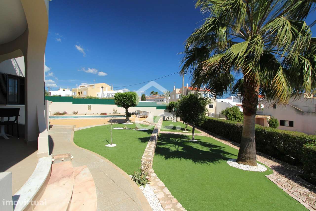 Moradia T4 em Alporchinhos - Porches com Piscina e Vista Mar a 2 minut-52