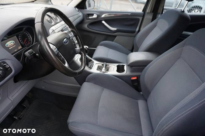 Ford S-Max 2.0 TDCi Ambiente - 9