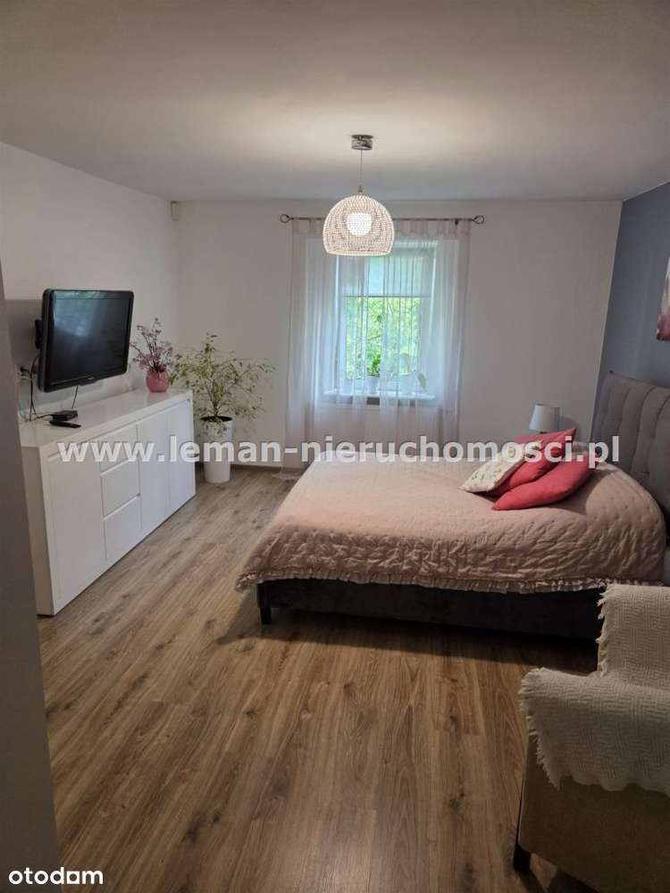 Siedlisko z prywatnym stawem, lasem i gruntami-6