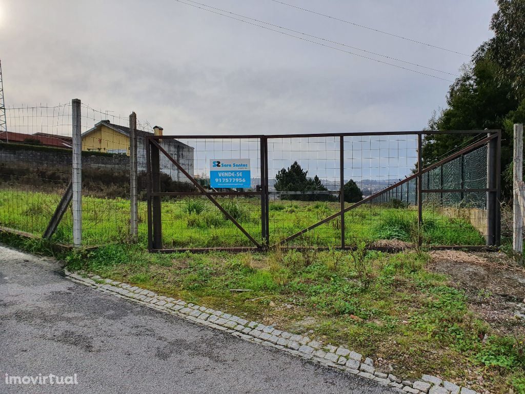 Terreno para construção 4 Moradias C/2700M2- Olival/Gaia