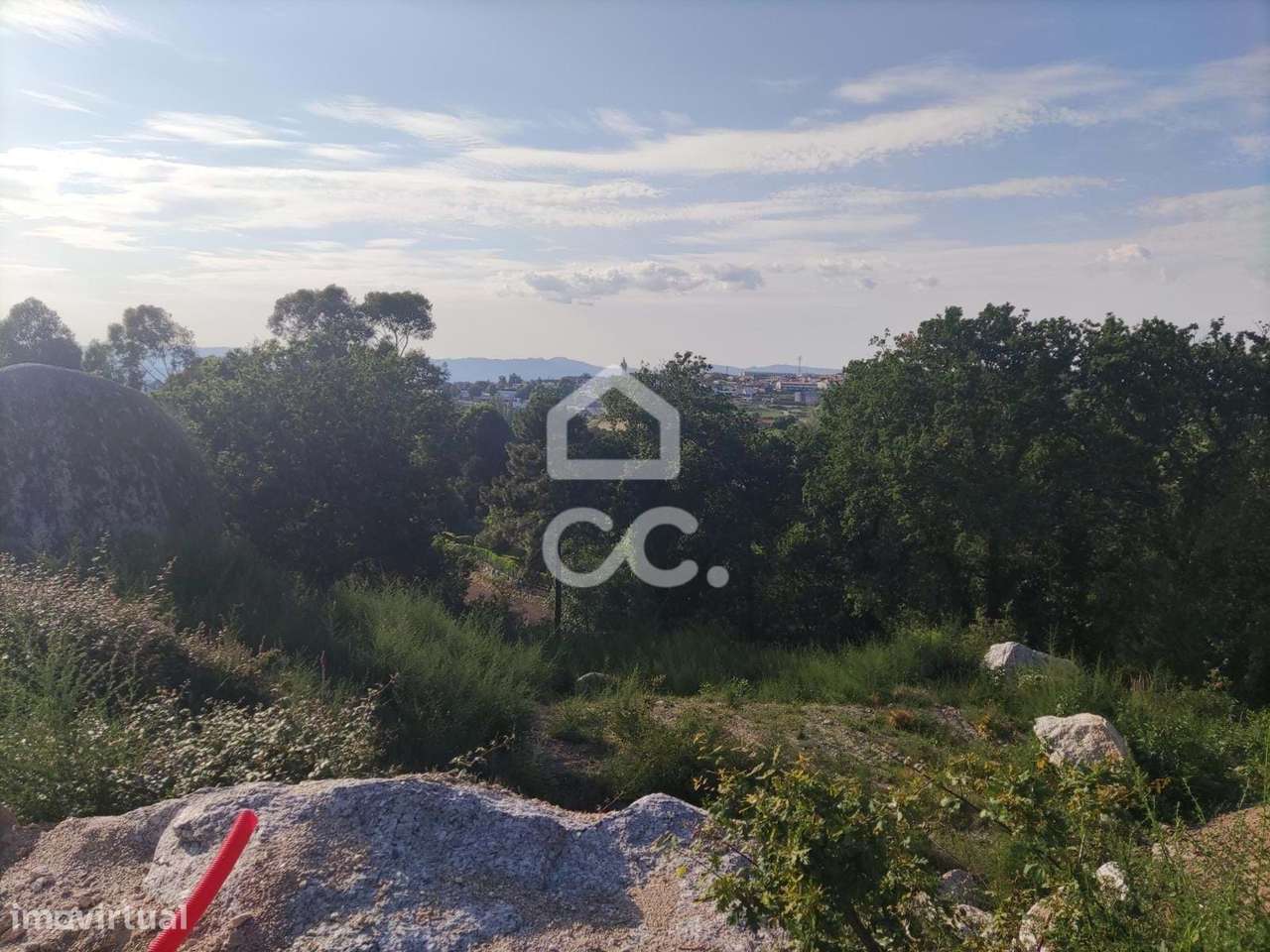 Terreno para construção em Pinheiro - Guimarães - Grande imagem: 4/13