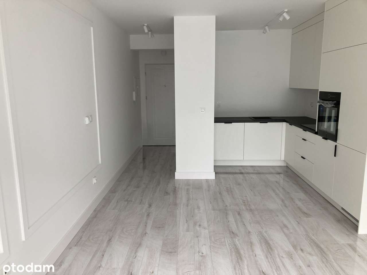 Nowe wykończone pod klucz. Z ogródkiem. Idealne dla seniora.-5