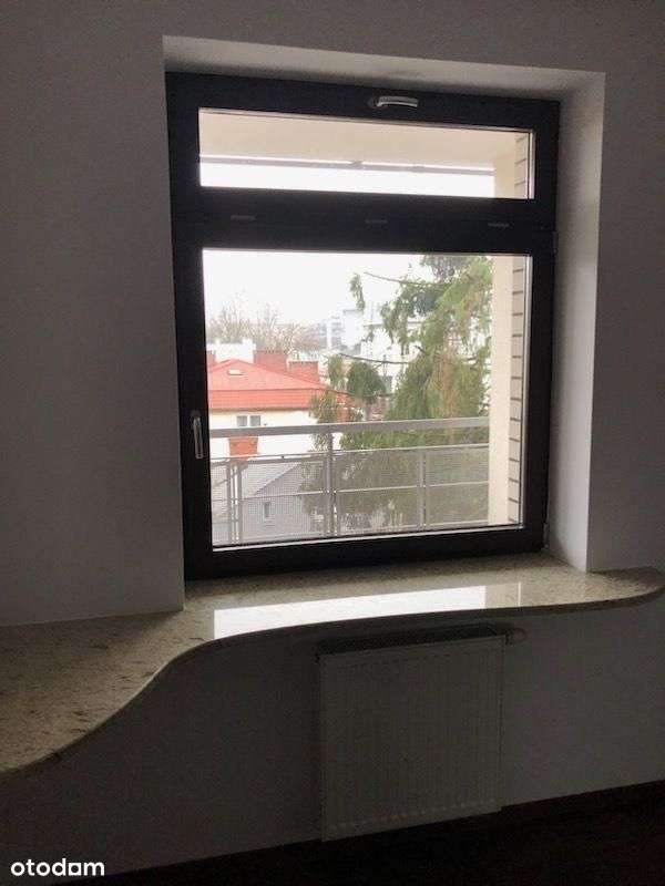 2 pok,garaż komórka 55m2 przy parku, Kryształowa40-11