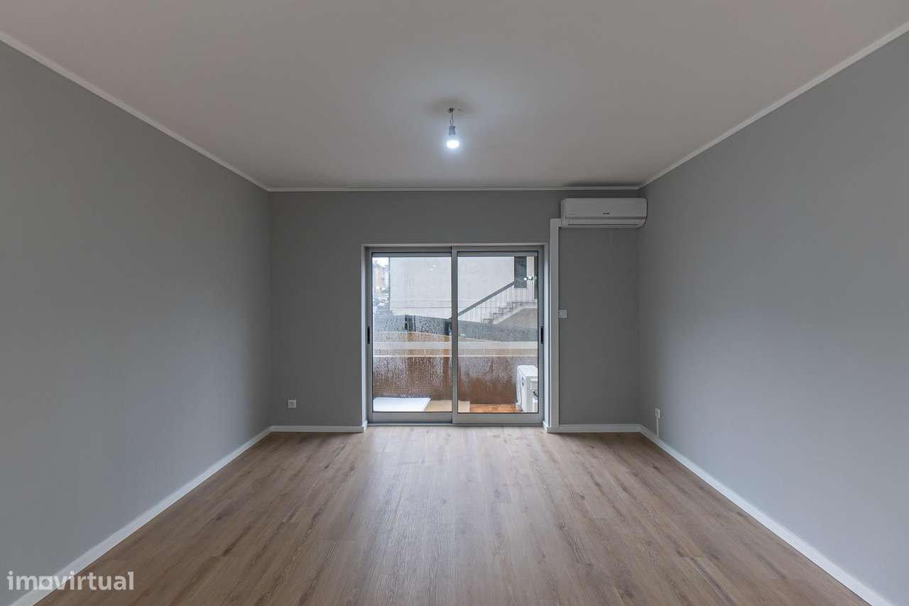 Apartamento T3 renovado | Bonfim, Porto | 105 m2-19