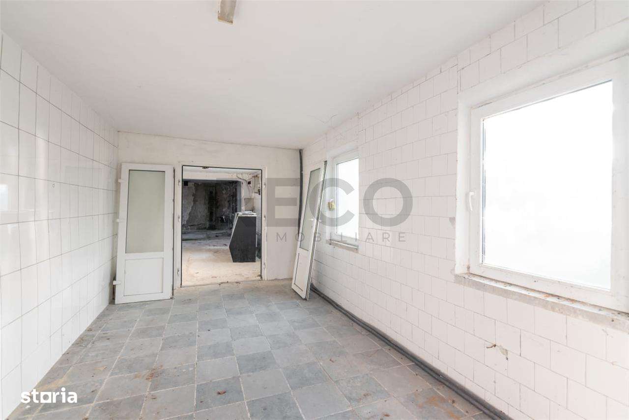 RECO Casa mare de renovat  se accepta unele schimb auto - Imagine principală: 4/12