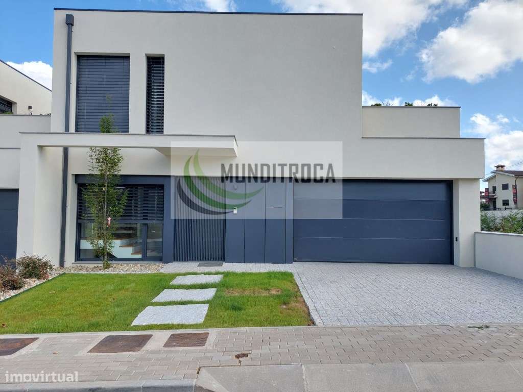 Moradia gaveto Palmeira - 3 suites - Grande imagem: 2/20