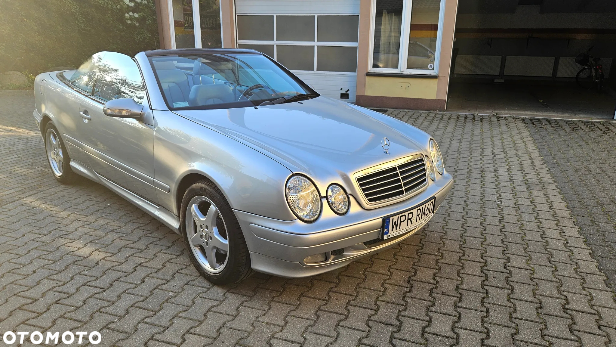 Mercedes-Benz CLK 430 - 2