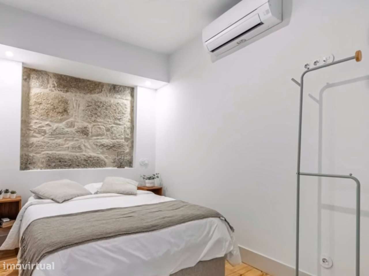 T1 Mobilado - Porto Centro - Trindade/ Bolhão/ Aliados - Grande imagem: 2/10