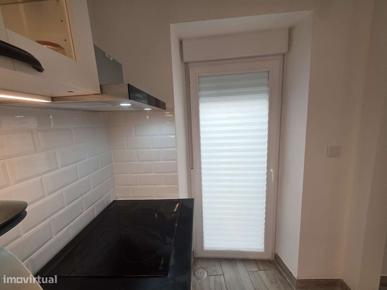 Moradia T1 + 1 com 2 terraços perto do Mar e Marina-27