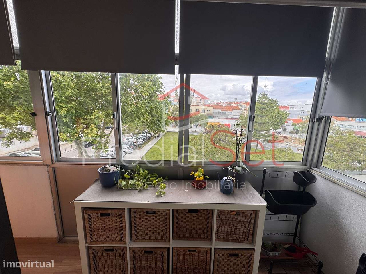 Apartamento T4  Remodelado em Corroios-14