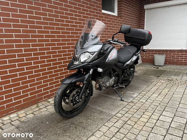 Suzuki V-STROM - 4