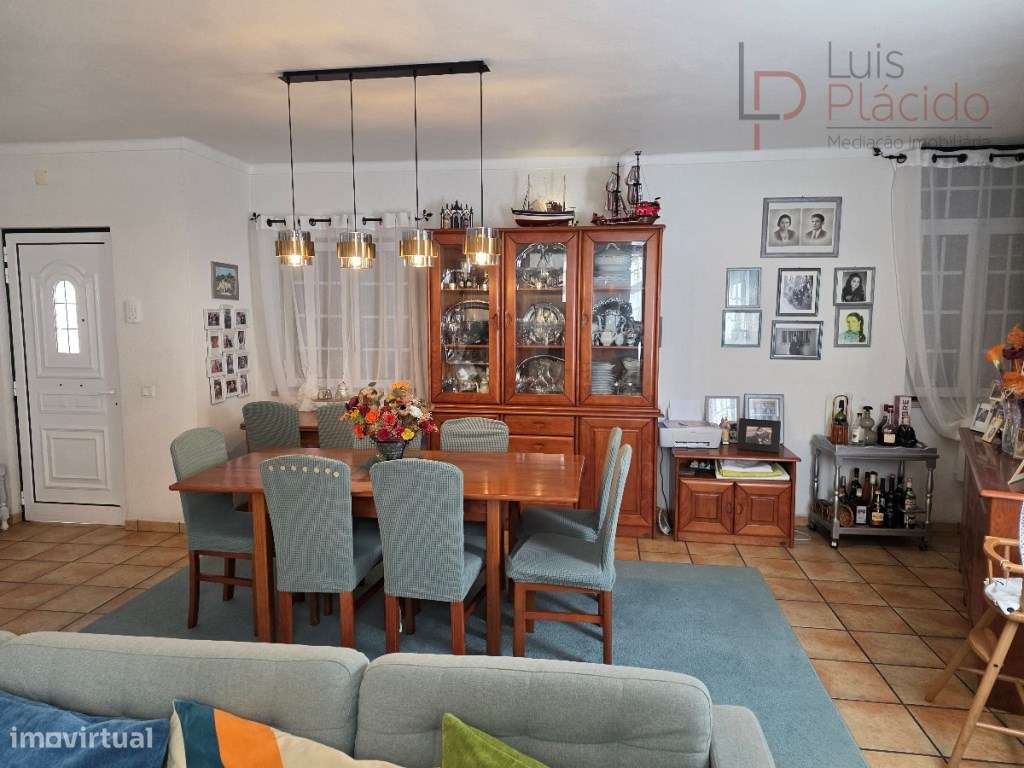 Moradia em Banda no Centro de Sines-5